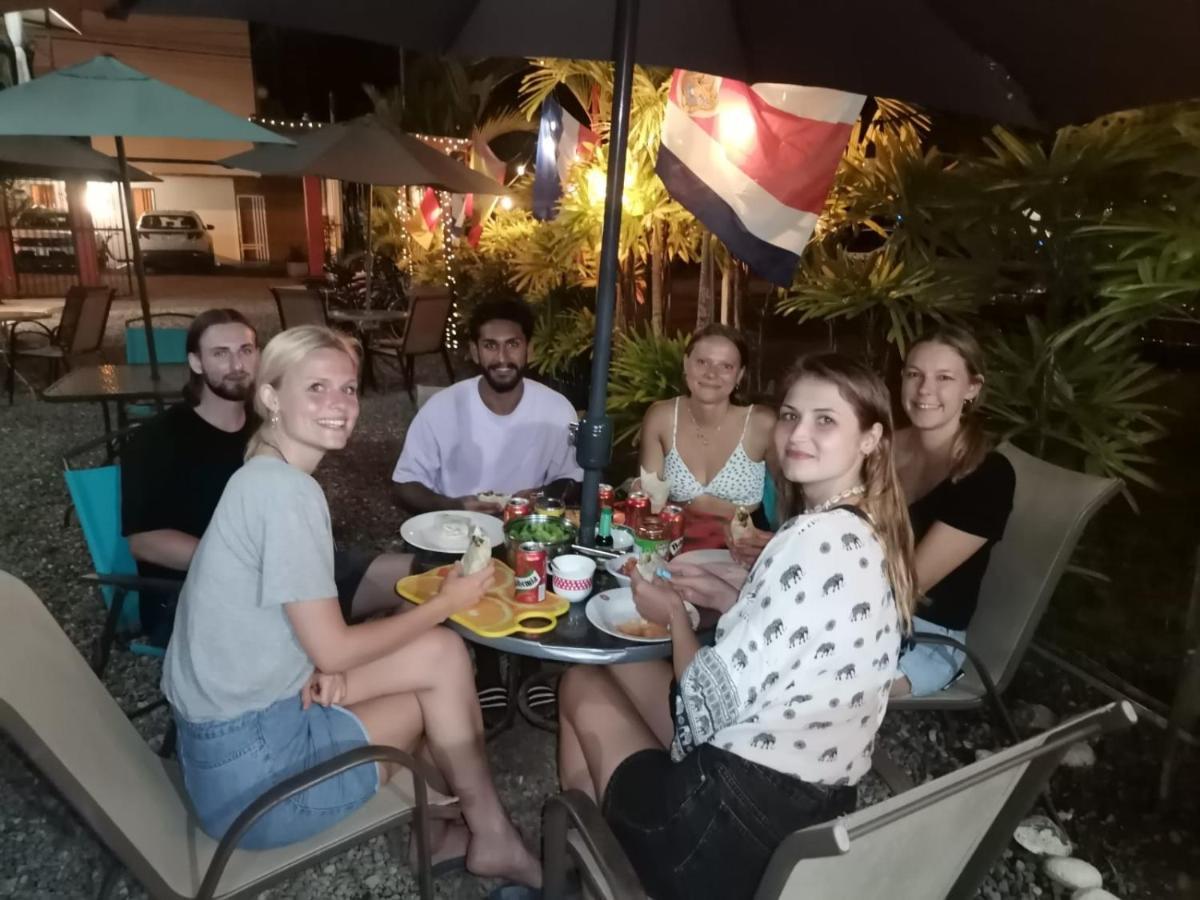 Roca Mar Rocawelch Puerto Viejo Lejlighedshotel Puerto Viejo de Talamanca Eksteriør billede